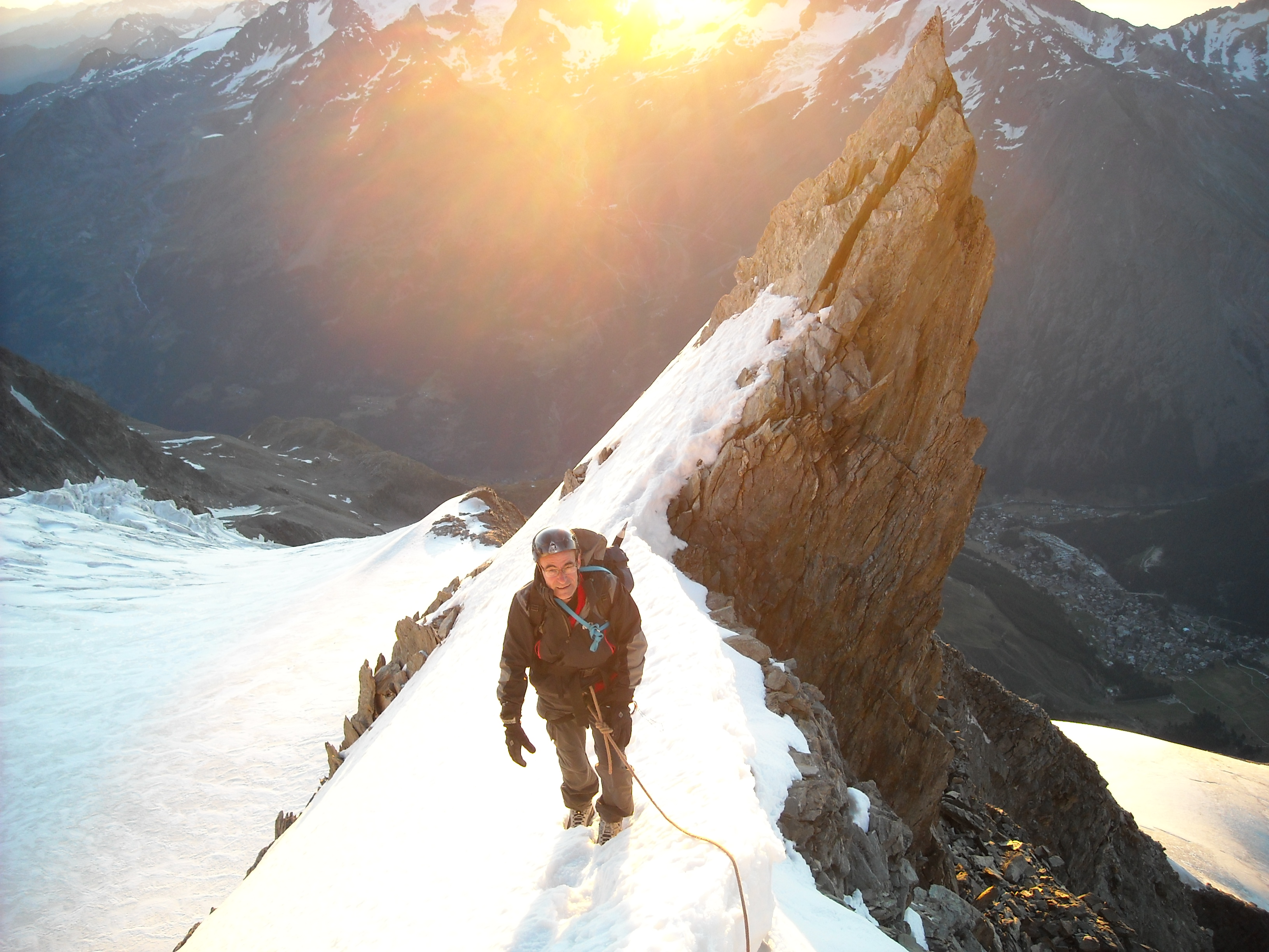 https://jylg.com/wp-content/uploads/2014/06/2009-travers%C3%A9e-Lentspsize-Nadelhorn.jpg